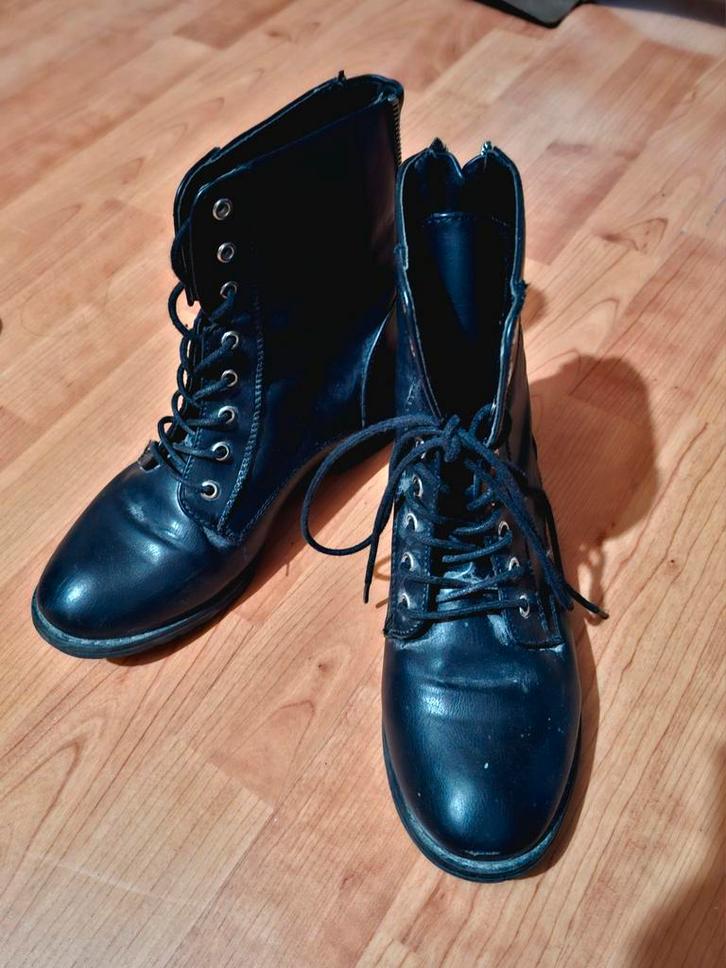 Kayla Enkellaarsjes - Maat 38, Kleding | Dames, Schoenen, Zo goed als nieuw, Lage of Enkellaarzen, Zwart, Ophalen of Verzenden