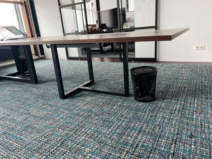 Tapijttegels met rubber rug voor het antislip plakken!  Nu:, Huis en Inrichting, Stoffering | Vloerbedekking, Gebruikt, Tapijttegels