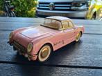 1:18 Chevrolet Corvette C1 van blik met frictie motor, Ophalen of Verzenden, Gebruikt, Auto, Overige merken