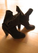 Zeer elegante bruin suede laarsjes DUNGELMANN 40 snazzeys, Kleding | Dames, Bruin, Verzenden, Lage of Enkellaarzen, Nieuw