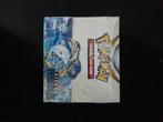 Silver tempest booster box, Hobby en Vrije tijd, Verzamelkaartspellen | Pokémon, Ophalen of Verzenden, Zo goed als nieuw