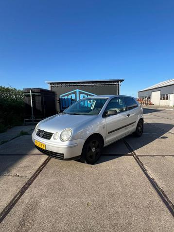 Volkswagen Polo 1.4 55KW 2003 Grijs zuinig goedkoop NAP beschikbaar voor biedingen