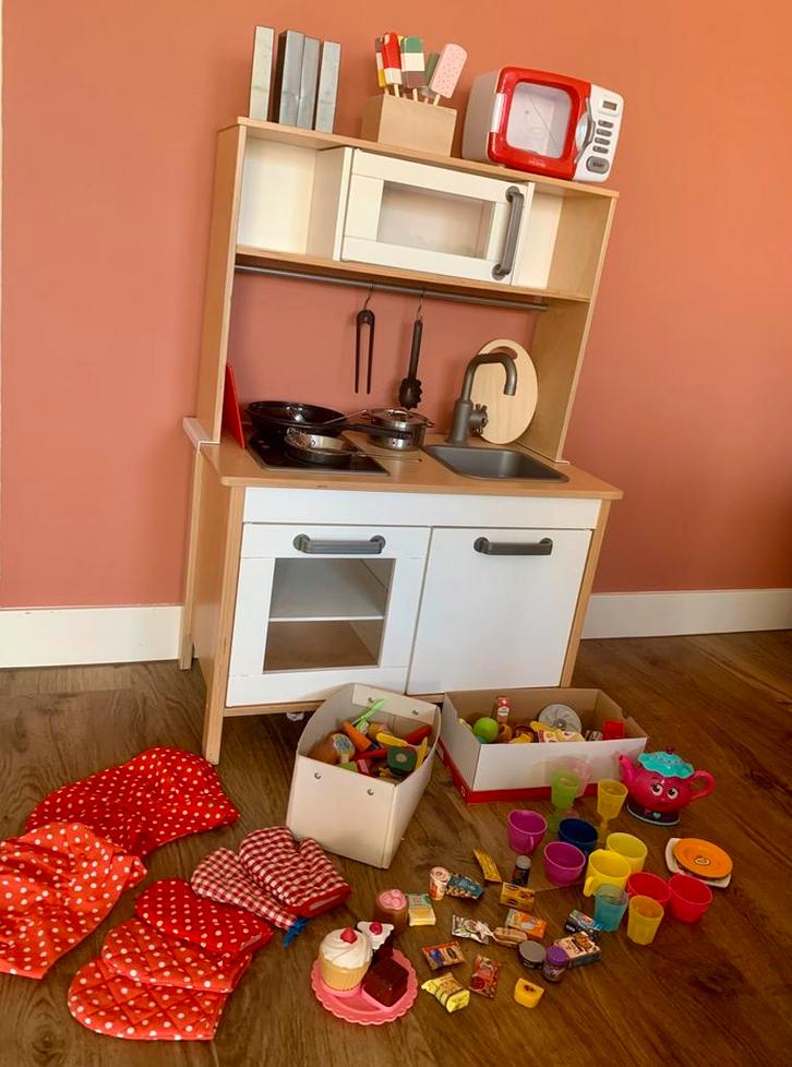 Ikea kinder keuken duktig met accessoires, Kinderen en Baby's, Speelgoed | Speelkeukens, Zo goed als nieuw, Ophalen of Verzenden