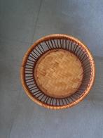 Mandje, Ophalen of Verzenden, Zo goed als nieuw, Rond, Riet
