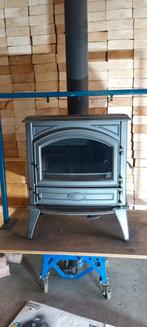 Te koop gietijzeren Dovre 640gm houtkachel, Huis en Inrichting, Kachels, Ophalen, Zo goed als nieuw, Vrijstaand, Hout