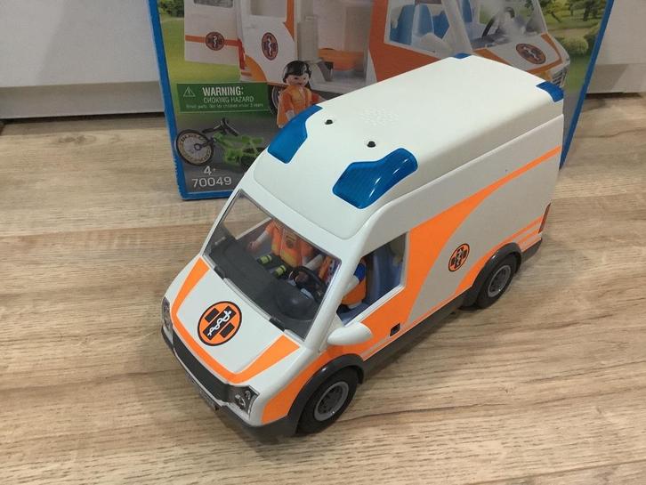 Playmobil ambulance | 70049 | city life, Kinderen en Baby's, Speelgoed | Playmobil, Gebruikt, Complete set, Ophalen of Verzenden