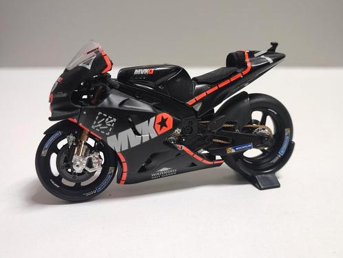 Minichamps: Yamaha YZR-M1 - Maverick Vinales - Test 2016, Hobby en Vrije tijd, Modelauto's | Overige schalen, Zo goed als nieuw