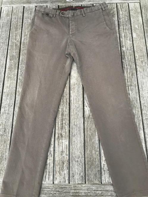 Pantalon van PT01, taupe, maat 52, Kleding | Heren, Broeken en Pantalons, Zo goed als nieuw, Maat 52/54 (L), Bruin, Verzenden