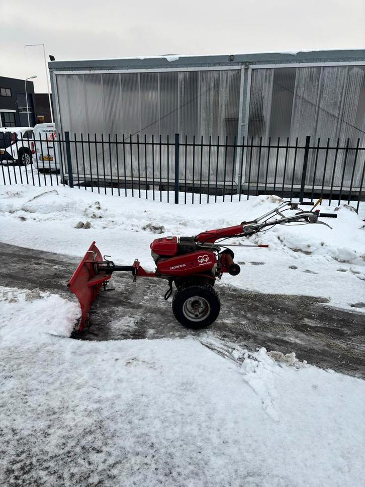 Honda F560 Sneeuwschuif, Tuin en Terras, Veegmachines, Gebruikt, Ophalen