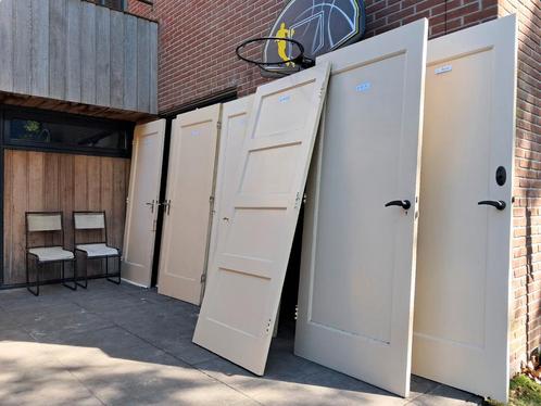 9 vintage paneeldeuren – Afkomstig uit Boerderij in Balkbrug, Doe-het-zelf en Verbouw, Deuren en Horren, Gebruikt, Binnendeur