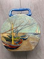 Van Gogh Metalen Koffertje 15x15 cm- Boten op het Strand, Minder dan 50 cm, Minder dan 50 cm, Ophalen of Verzenden, Zo goed als nieuw