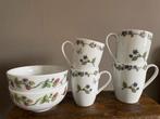 Frambozen servies van het merk THEO, Ophalen of Verzenden, Zo goed als nieuw, Overige stijlen, Kop(pen) en/of Schotel(s)