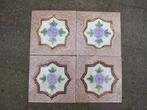 30 stuks art nouveau tegels met paarse roos in relief