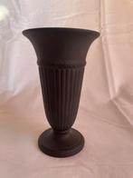 Elegante Wedgwood zwarte vaas, Ophalen