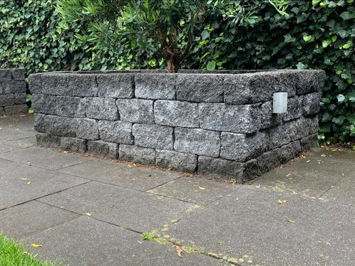 Robuuste Plantenbak van Stapelblokken (3 stuks beschimbaar), Tuin en Terras, Tegels en Klinkers, Zo goed als nieuw, Overige typen