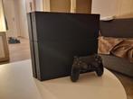 Playstation 4 + Controller + Kabels, Ophalen, 500 GB, Zo goed als nieuw, Met 1 controller