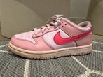 Nike dunk low “triple pink”  maat 33, Nike, Ophalen of Verzenden, Sneakers of Gympen, Roze