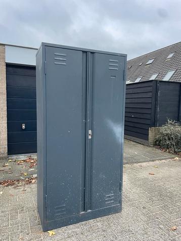 Stalen Werkplaatskast van Somers beschikbaar voor biedingen