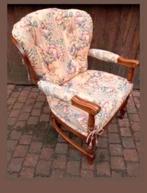 Vintage fauteuil met bloemenmotief, Huis en Inrichting, Fauteuils, Ophalen, Gebruikt, Stof, 50 tot 75 cm