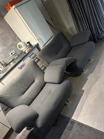1 persoons stoelen 75 euro per stuk beschikbaar voor biedingen