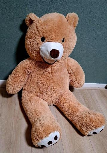 Grote teddybeer ! Nog als nieuw beschikbaar voor biedingen