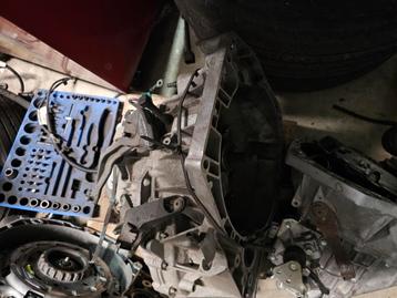 Renault scenic 6 versnellingsbak  beschikbaar voor biedingen