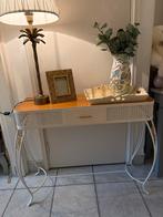 Brocante side table met Valet, Huis en Inrichting, Ophalen of Verzenden, Zo goed als nieuw, Metaal, 25 tot 50 cm