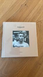 Frederik Backelandt - Anquetil nieuw in verpakking, Frederik Backelandt, Nieuw, Ophalen of Verzenden, Sport