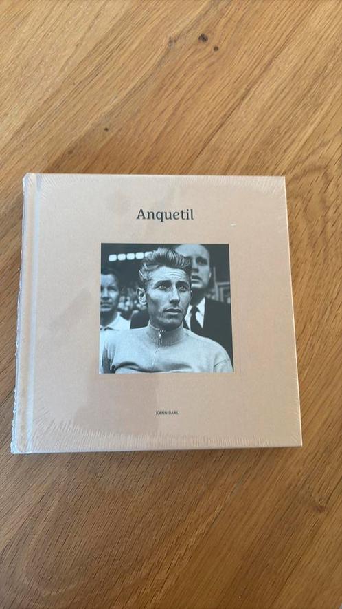 Frederik Backelandt - Anquetil nieuw in verpakking, Boeken, Biografieën, Nieuw, Sport, Ophalen of Verzenden