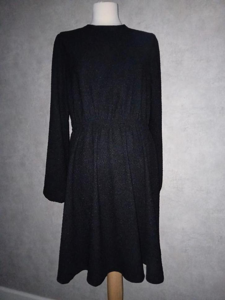 > Mooie, zwarte jurk, Miss Etam! z.g.a.n., Kleding | Dames, Jurken, Zo goed als nieuw, Maat 38/40 (M), Zwart, Knielengte, Ophalen of Verzenden