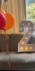 Mega cijfer ‘twee’ voor jouw feest, Ophalen of Verzenden, Nieuw, Feestartikel, Geboorte of Huwelijk