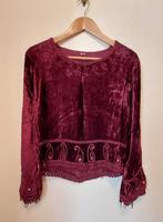 Velours top bordeaux met spiegeltjes, Maat 38/40 (M), Ophalen of Verzenden, Lange mouw, Gedragen