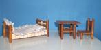 Sylvanian family bed, tafel en stoel, Ophalen of Verzenden, Gebruikt, Toebehoren