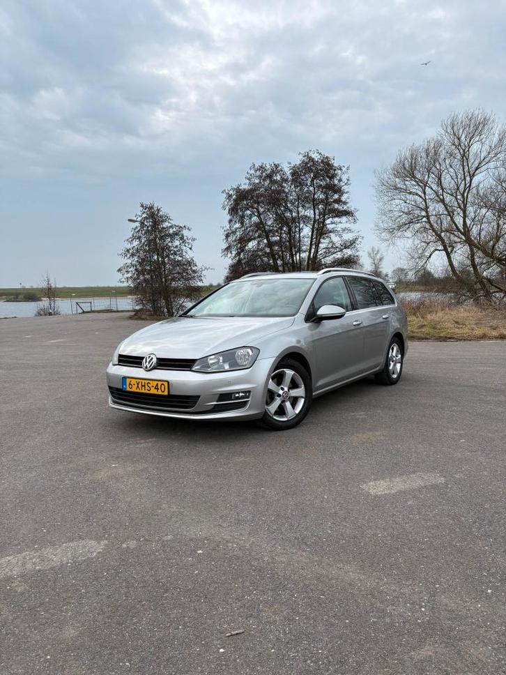 Volkswagen Golf Variant 1.6 TDI 2014 Org NL HighLine Sensore, Auto's, Volkswagen, Particulier, Golf, 360° camera, ABS, Adaptieve lichten