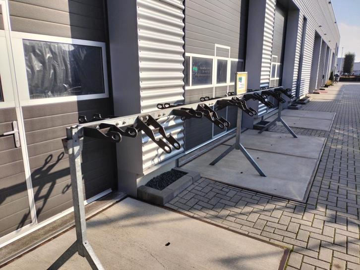 fietsenrek fietsenstalling  300stuks aanhanger festival, Fietsen en Brommers, Fietsaccessoires | Fietsenrekken, Gebruikt, Ophalen