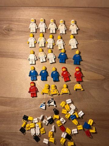 Lego Partij/Lot Vintage/Classic Space Minifiguren GEBRUIKT beschikbaar voor biedingen