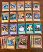 Old yu-gi-oh cards, Ophalen of Verzenden, Zo goed als nieuw