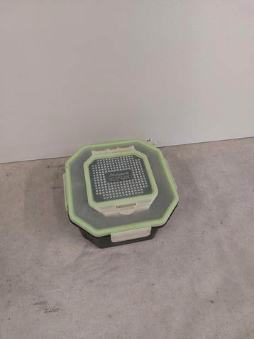 Shakespeare Madenbak 2L + Wormenschaar beschikbaar voor biedingen