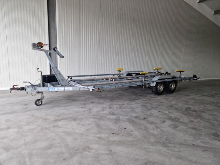 Pega Mp3500kg kenteken Ca. 8.5 mtr, Watersport en Boten, Boottrailers, Zo goed als nieuw, Sloepentrailer, 3000 kg of meer, 6 tot 9 meter