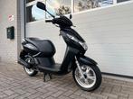 Nieuwstaat Peugeot Kisbee snorscooter. Slechts 2600 KM!, Ophalen, Overige modellen, 49 cc, Zo goed als nieuw