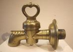 Antieke koperen kraan, Antiek en Kunst, Ophalen of Verzenden, Koper