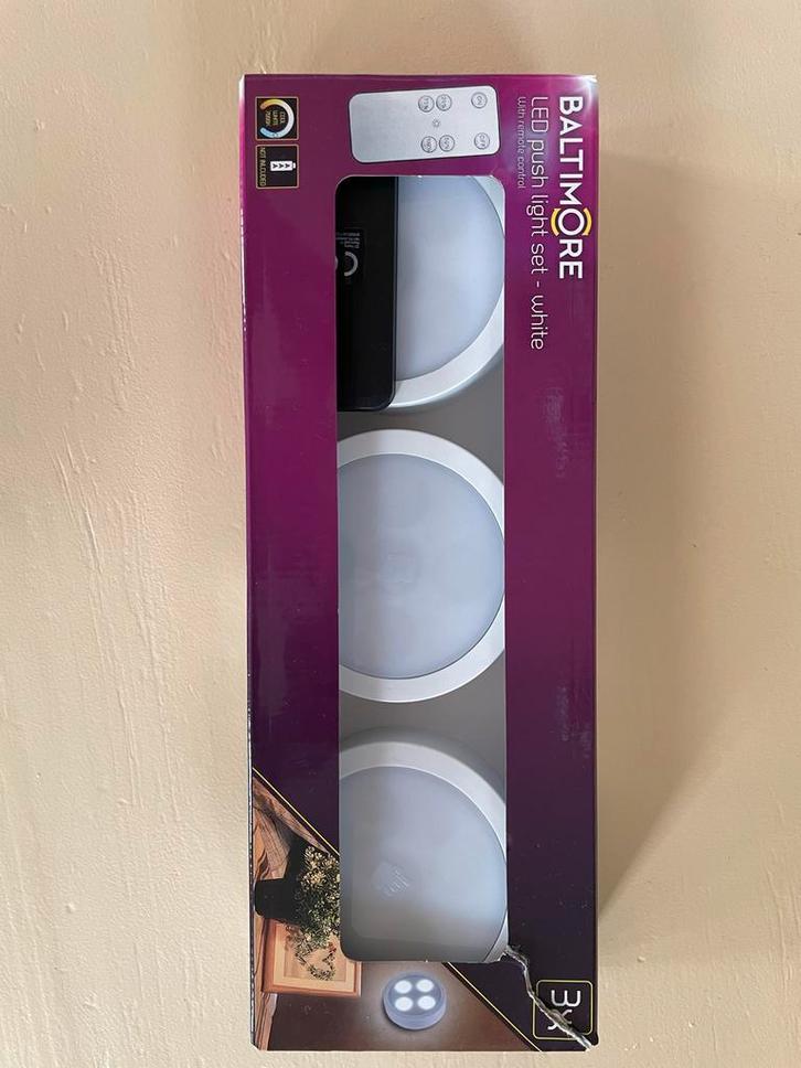 Baltimore LED Puck Lights - Nieuw in Verpakking, Huis en Inrichting, Lampen | Overige, Nieuw, Ophalen