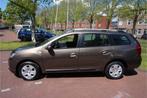 Dacia Logan MCV 0.9 TCe Bi-Fuel Laureate LPG camera navigati, Auto's, Dacia, 47 €/maand, Origineel Nederlands, Te koop, 5 stoelen