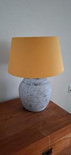 Mooi okergele lampenkap, Ophalen of Verzenden, Zo goed als nieuw, Rond, 25 tot 50 cm