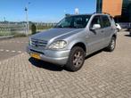 Mercedes-Benz M-klasse 320 Automaat Airco Cruise Leder NAP!, Gebruikt, Zwart, 2020 kg, Stoelverwarming