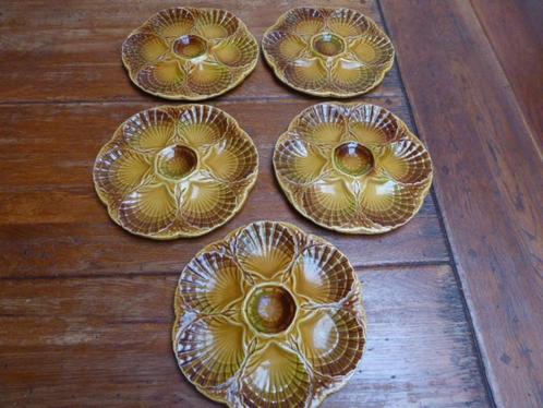 5 keramiek coquilles- of oesterborden Sarreguemines, Antiek en Kunst, Antiek | Servies los, Verzenden