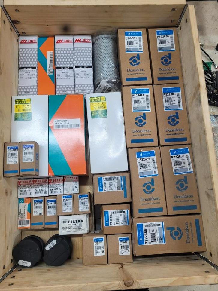 Hydrauliek filters Luchtfilters Brandstoffilters oa kubota, Auto-onderdelen, Filters, Nieuw, Ophalen