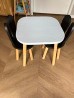 Kindertafel met stoeltjes, Ophalen, Gebruikt