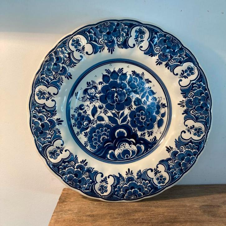 Delfts Blauw Bord - Bloemen - 36cm, Antiek en Kunst, Curiosa en Brocante, Ophalen