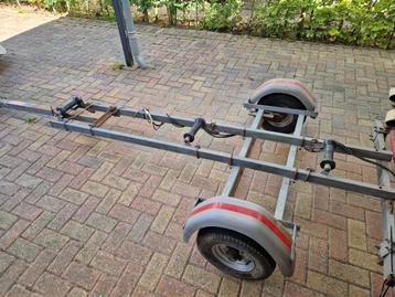 Weg trailer boottrailer verlengbaar tot voor 6 meter  beschikbaar voor biedingen